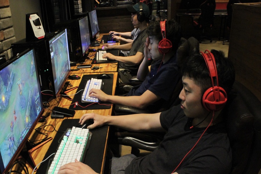 Must-Have Features for the Ultimate PC Gaming Cafe Experience