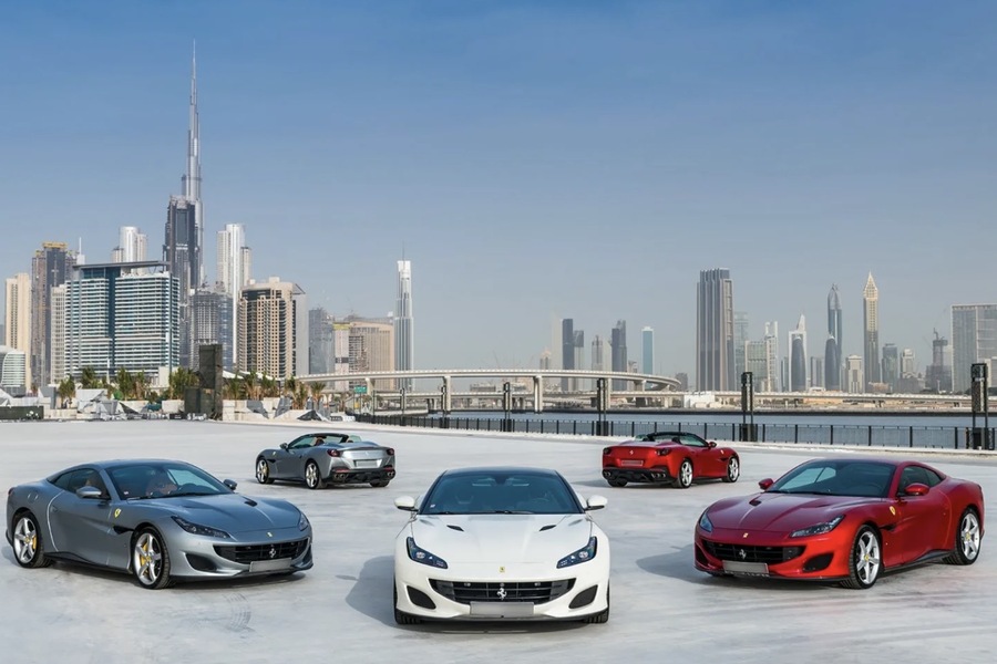 The Strategic Synergy Between Hotels and Luxury Car Rentals in Dubai